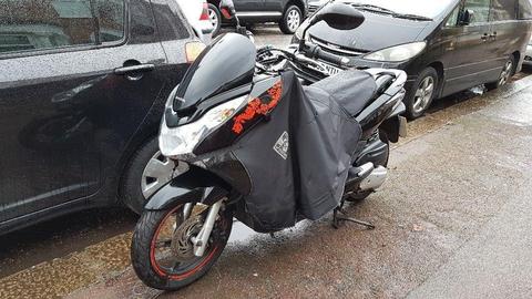 HONDA PCX-125 2011