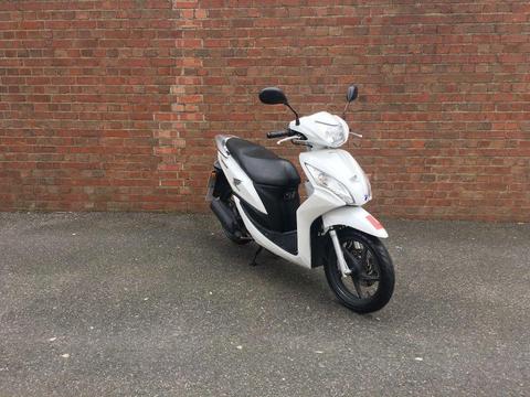 Honda Scooter Excellent Condition Learner Legal Vision NSC WH-C PCX SH PES FLY YAMAHA 50CC 125CC