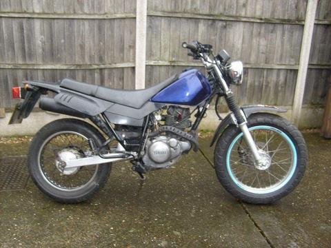 YAMAHA TW 125