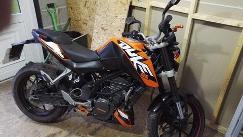 KTM Duke 125