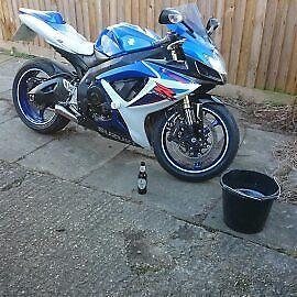 suzuki gsxr 600 k7, 1 previous owner, full history, 12 months mot/service, 2 new tyres, mint cond