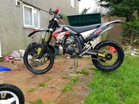 Gas gas ec 300 2 stroke road registered SELL OR SWAP FOR CAR OR MX BIKE