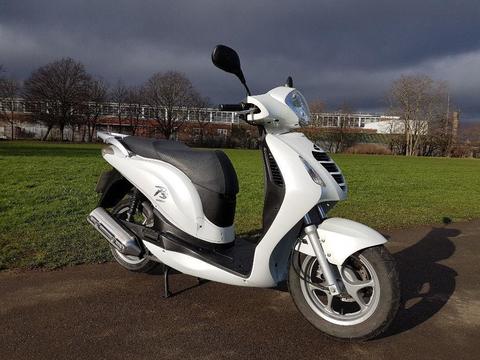 Honda PES125 low mileage and in good condition