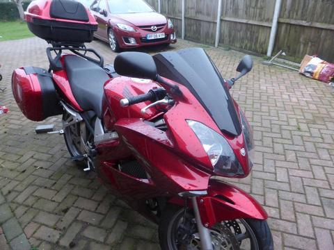 Honda VFR800-8 Vtec, 2008 Full Honda Luggage, Candy Red, 22281 miles, 2 pilion covers, 2 keys