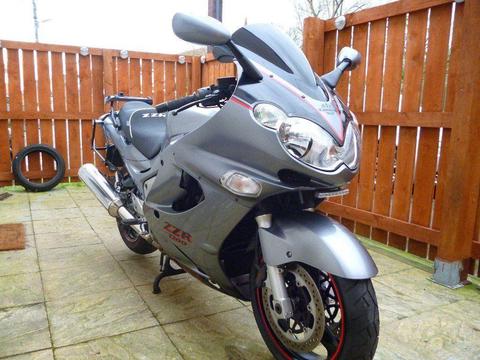 KAWASAKI ZZR1200 53 REG LOADS MONEY SPENT