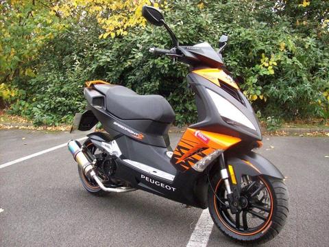 Peugeot Speedfight 3 DARKSIDE 125cc 2014 Only 2 Owners Low Mileage