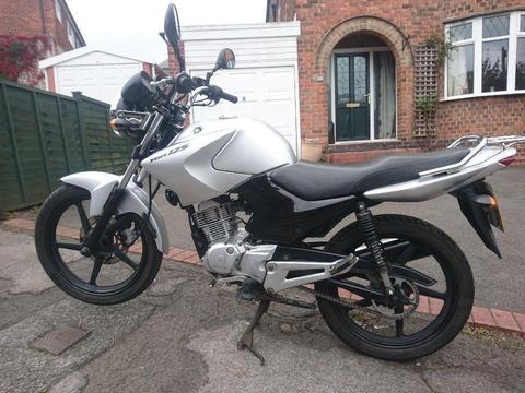 YAMAHA YBR 125 2010 EXCELLENT CONDITION 11 MONTHS MOT