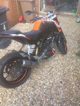 Ktm duke 125