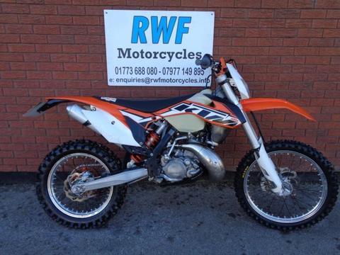 KTM EXC 200, 2014 MODEL, EXTRAS ONLY 2 OWNERS & 2007 MILES & 104 HOURS