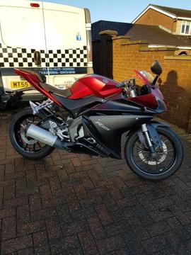 Yamaha YZF 125cc - Just serviced & Mot - Late 64 plate model - Digital Dash - £2295 ono