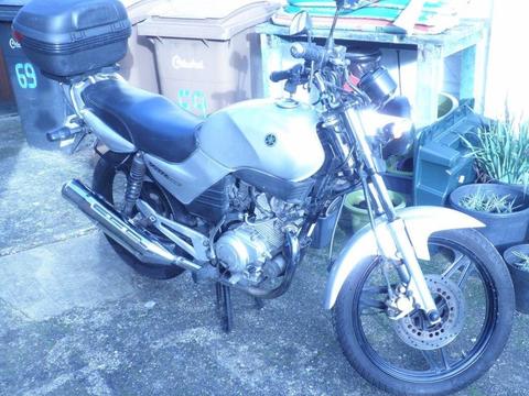 Yamaha YBR 125 silver, 56 plate, good condition ,Mot April ,great for learner or commuter