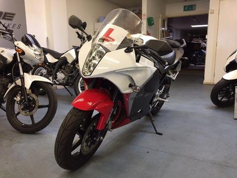 Hyosung GT 125 RC Manual Sports Bike, 1 Owner, Low Miles, Good Condition, Cat C