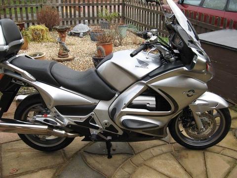 Honda ST 1300 A-9 2010