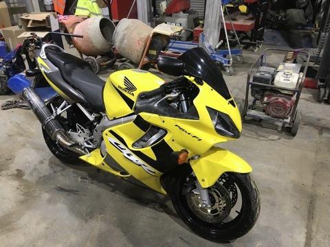 Honda CBR 600 03 plate