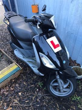 Piaggio Fly Moped
