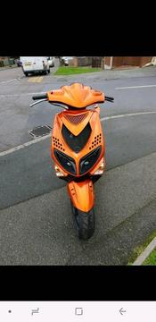 Peugeot speedfight 50cc moped with a new 70cc malossi bore kit plus more