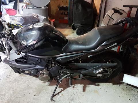 Yamaha XJ 600 (2009) breaking