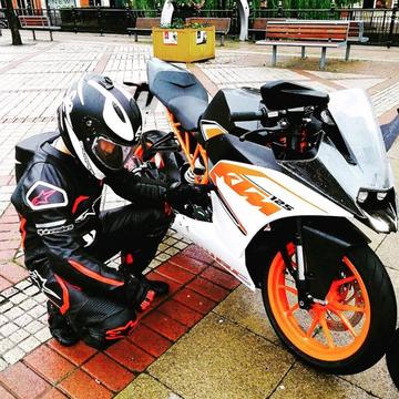 Ktm 2017 RC125 Super sport bike 125cc , been serviced. Only 900miles only