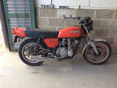 SUZUKI GS 550, RESTORATION PROJECT, SPARES. OR. REPAIR. BARN. FIND , CLASSIC JAPANISE PROJECT