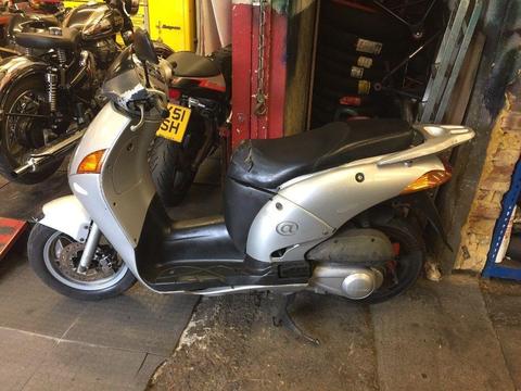 Honda nes ps Dylan scooter moped