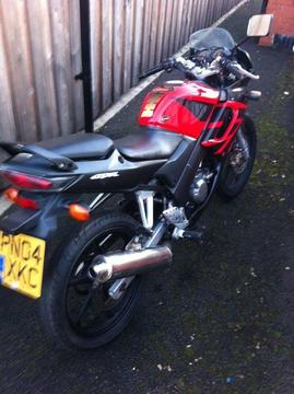 Honda CBR 125 needs new battery and fuel cap