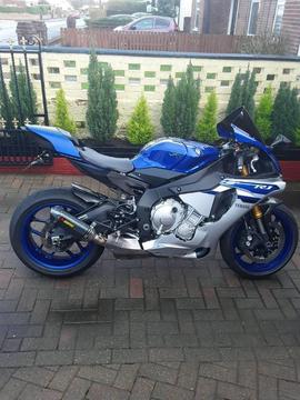 YAMAHA R1 16 reg