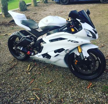 Yamaha R6