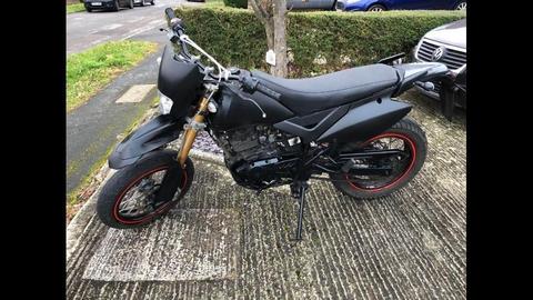 Pulse Adrenaline 125cc Black Motorbike Moped