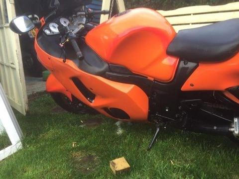 Suzuki hayabusa 1999 full power runs Cheap bike