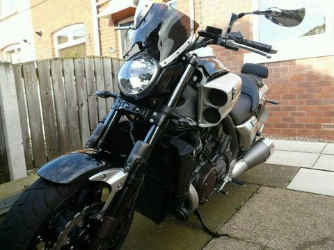 Yamaha VMX1700 V MAX (THE muscle bike)