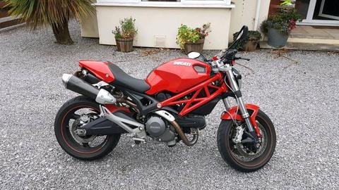 Ducati Monster 696 2009