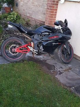 Megelli 125r motorbike 4stroke working selling cheap as need gone no mot or logbook