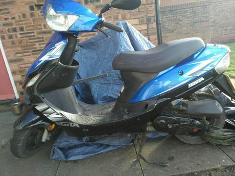 Digita late 2015 50 scooter for sale