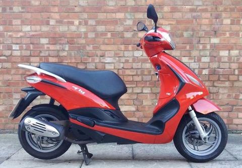 Piaggio fly 125 (13 REG), In good condition, Low mileage