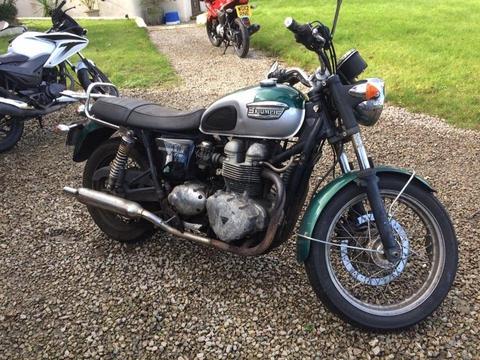 Triumph Bonneville t100 2002 Project One Owner From New