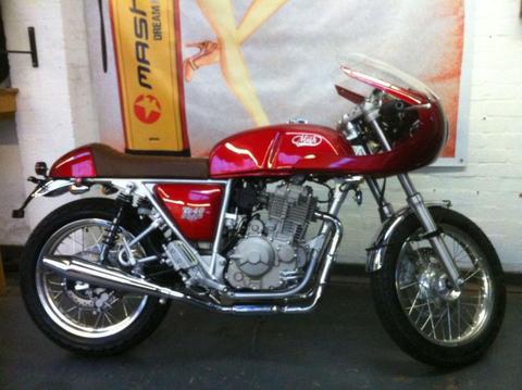 MASH TRACKSTAR TT40 CAFE RACER