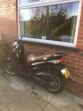 Wk 300 scooter £1100 Ono