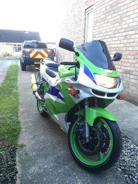 Kawasaki zx6-r f1 1995