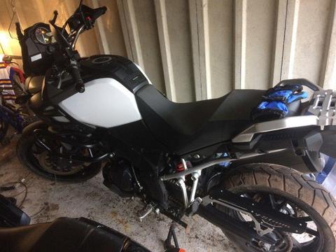 V Strom 1000 Adventure 2014 Superb condition FSH