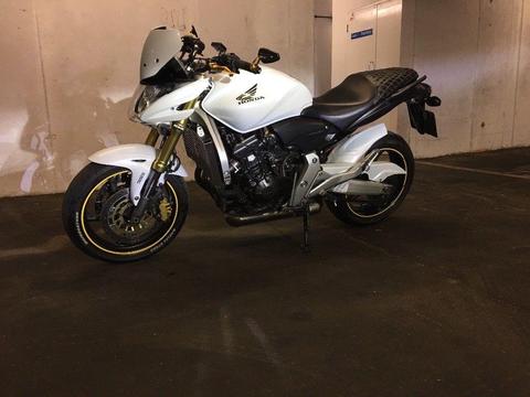 Immaculate 2008 Honda CB600F with loads of extras