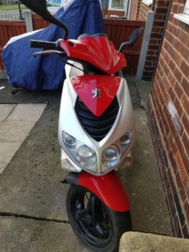 2006 Peugeot Speedfight 100 Scooter - Full MOT - Red and Silver - 33367 KM On Clock
