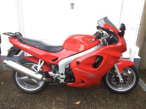 Triumph t955i sprint low miles great condition