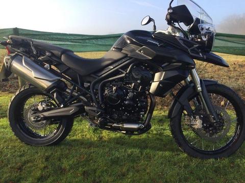 Triumph Tiger 800 xc, ** low mileage**