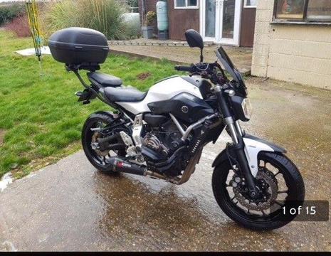 Yamaha MT 07 motorbike with lots of extras