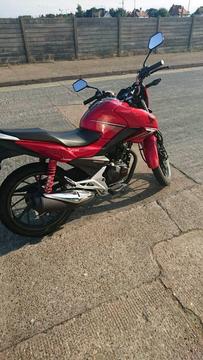 Motorbike honda 2017 cbr125f mint condition