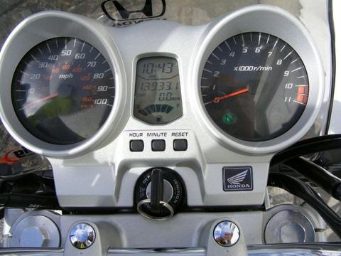 2004 Honda cbf250 motorcycle in excellent condition