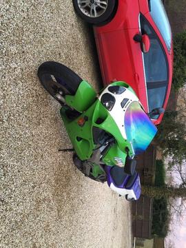 Kawasaki zx750r