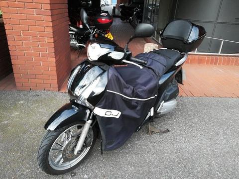 Honda SH125ADE ABS scooter excellent condition and economic