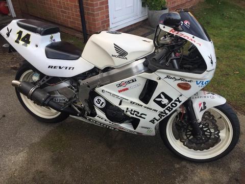 Honda CBR 400 NC 23 Triarm classic sports bike 