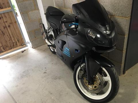 Zx6r MOT till June New tires